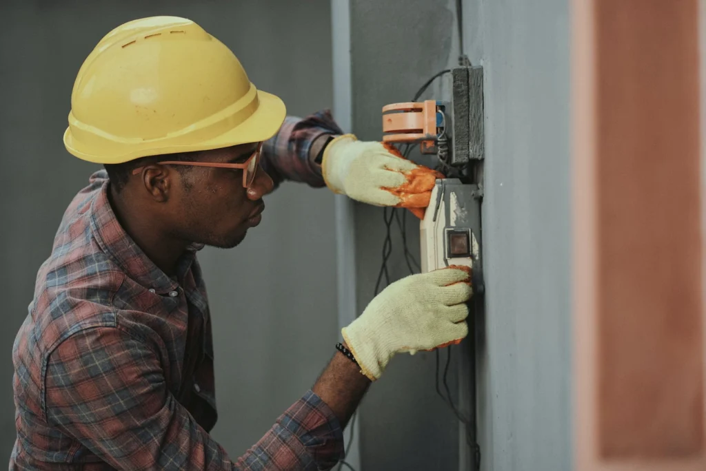 Should You Get a Maintenance Contract for Your New System to Increase Its Lifespan?