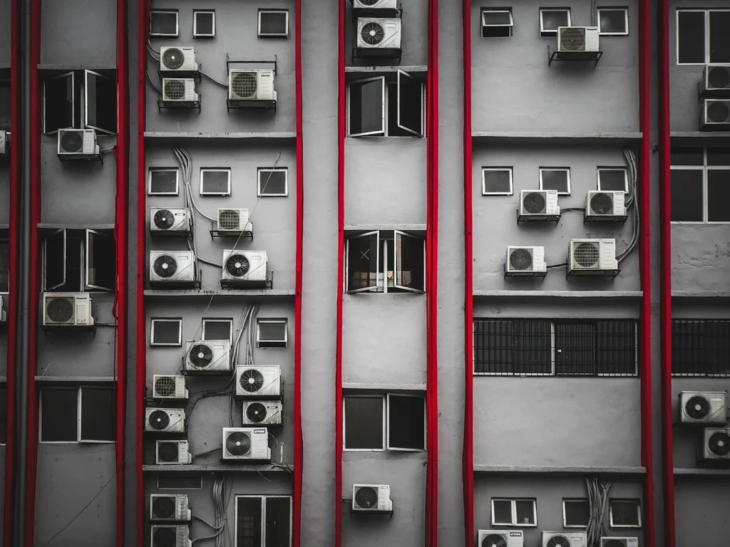Is It Safe to Run AC and Open Windows at the Same Time?
