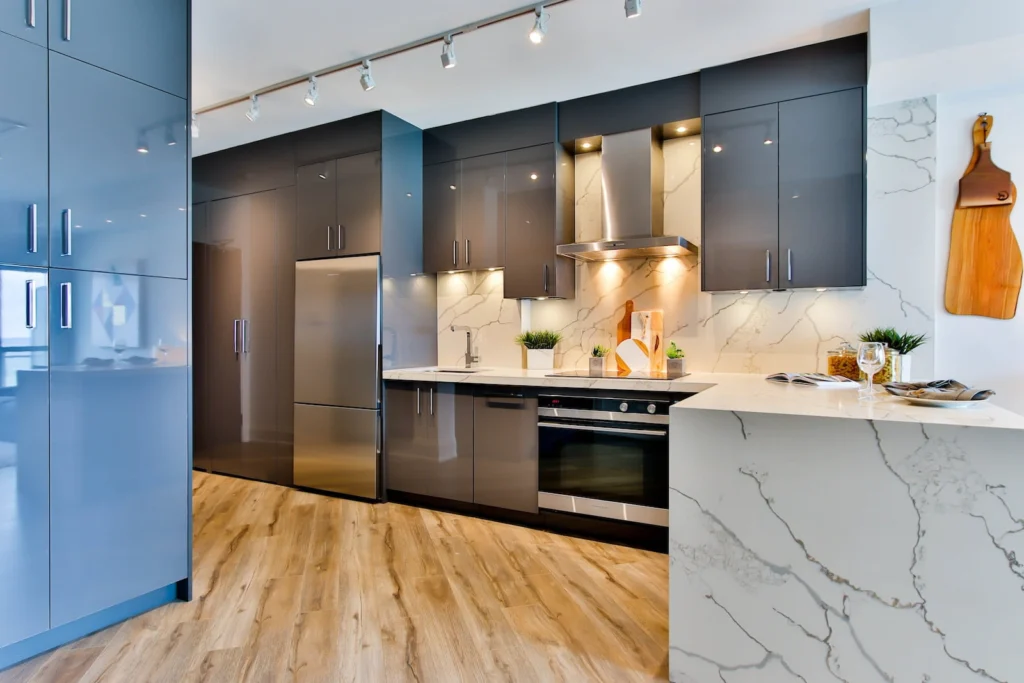 Choosing the Perfect Remodeling Contractor: A Guide to Revamping Your Kitchen with Confidence