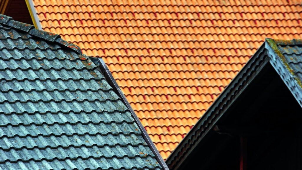 How to Safely Install a Roof: A Simple Guide